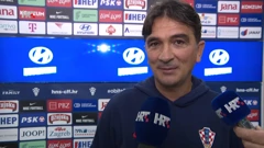 Dalić u razgovoru s Edinom Mahmuljinom