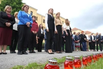 Zastupnici su Sabora upalili svijeće za ubijenog Luku Milovca, Foto: Patrik Macek/PIXSELL