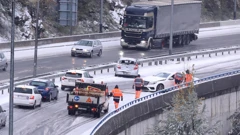 Snijeg izazvao kaos na cestama u Dalmatinskoj zagori