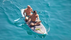 Glumci Woody Harrelson i Matthew McConaughey na veslanju ispred Dubrovnika