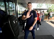 Dominik Livaković ispred hotela, Foto: Marko Lukunic /PIXSELL