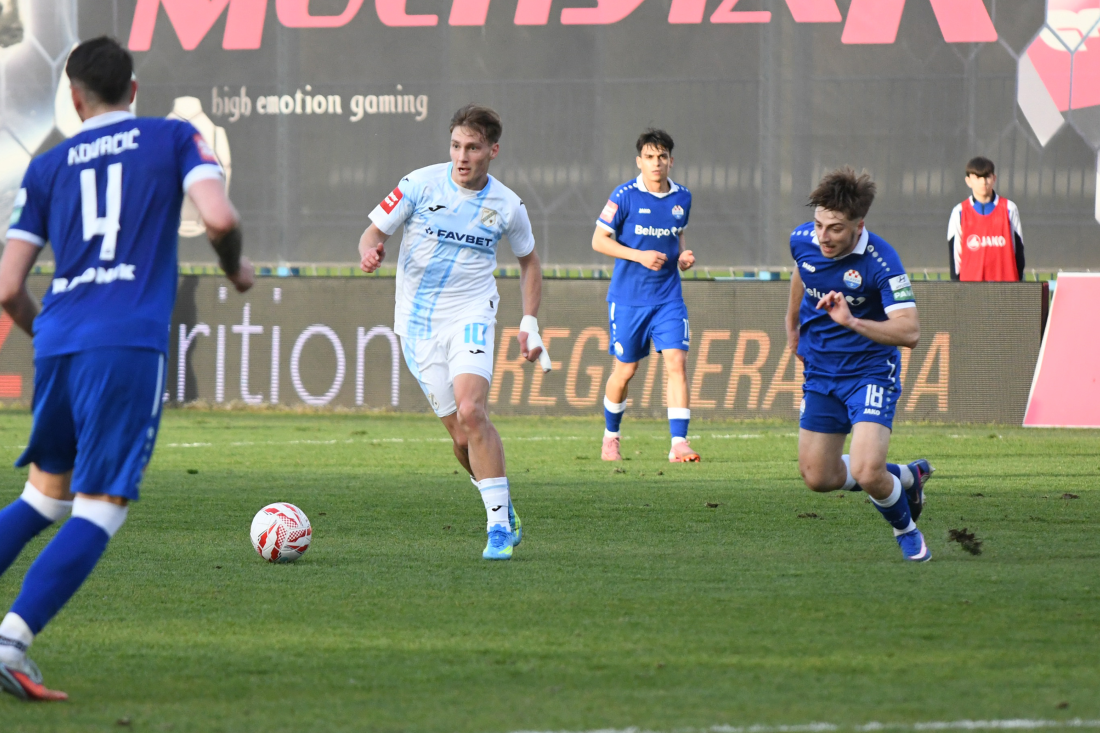 Rasplet u Kupu: Rijeka protiv Slavena, Dinamo kod Gorice