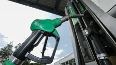 Od utorka će gorivo drastično pojeftiniti