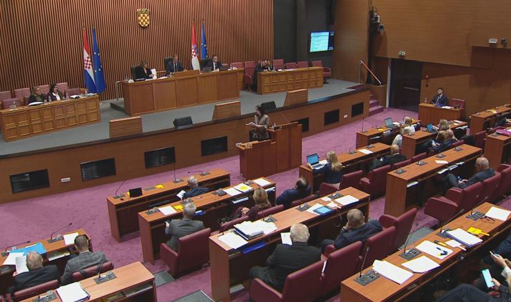 Oporba i HDZ u sukobu oko Zakona o otpadu i slučaja Gospić