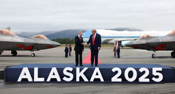 Rukovanje Putina i Trumpa