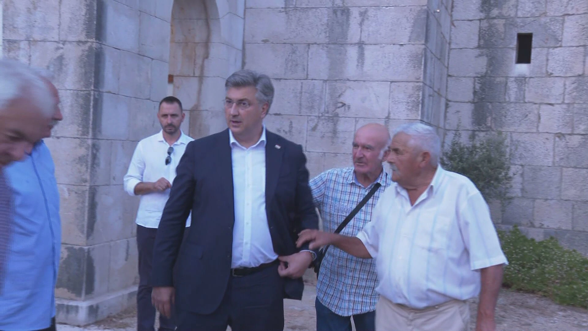 st2 hvar plenkovic na hvaru surjak01 frame 1782 20240722192825