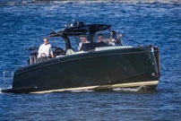 Jeff Bezos sastao se sa suosnivačem WhatsAppa Janom Koumom na jahti Moonrise , Foto: Zvonimir Barisin/PIXSELL