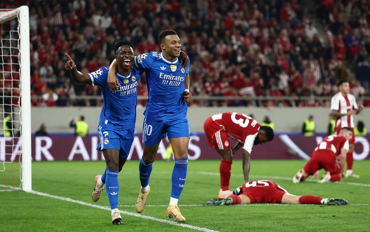 Vinicius Jr. i Kylian Mbappe nakon četvrtog pogotka Francuza