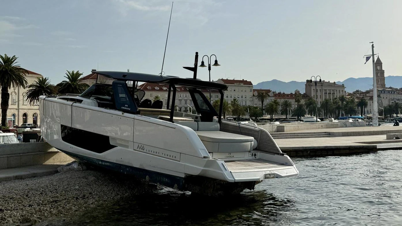  Split: Pomorska nesreća na Matejuški, gliser se nasukao u punoj brzini , Foto: Ivo Cagalj/Pixsell