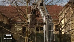 Rušenje u centru Petrinje
