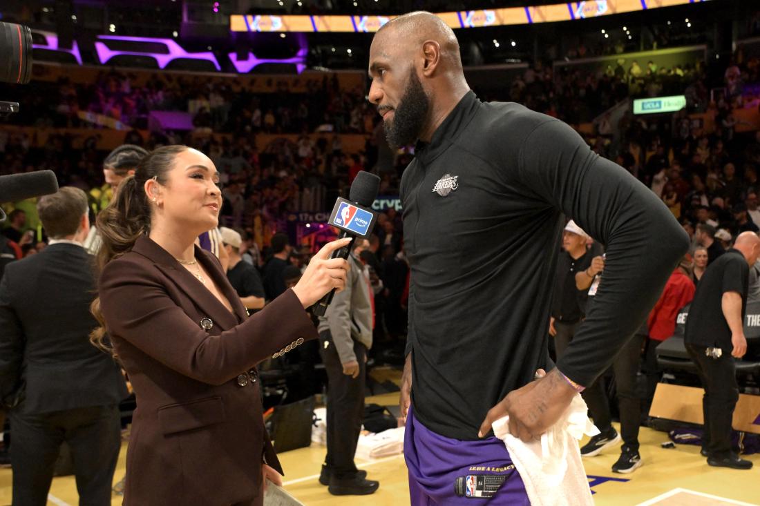 2026 02 13t061043z 1474177495 mt1usatoday28224823 rtrmadp 3 nba dallas mavericks at los angeles lakers 20260213074914