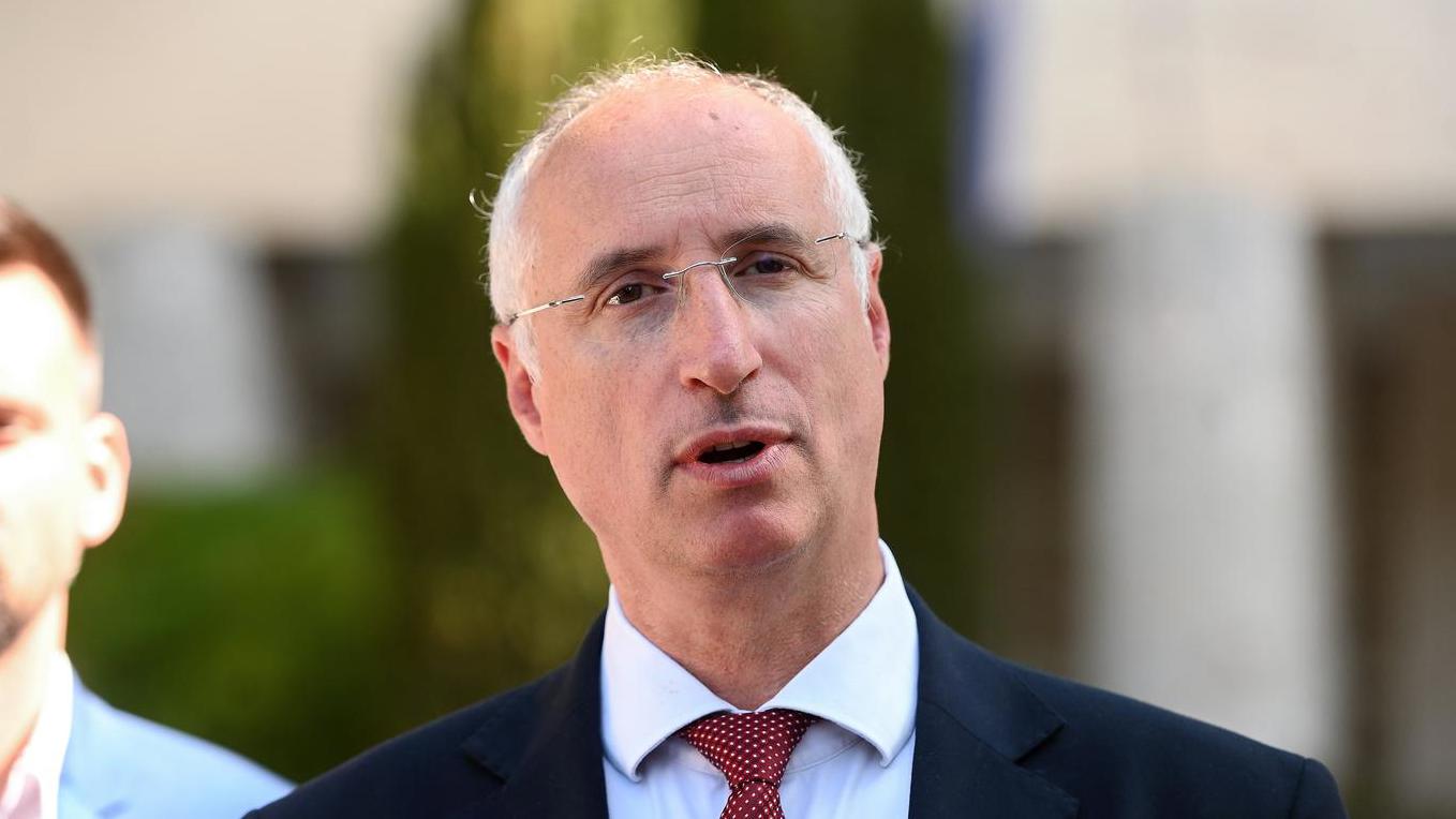 Der ehemalige Bürgermeister von Split, Puljak: Genug des Schweigens und des Hasses! 1 pxl 190525 133041672 20251107101811