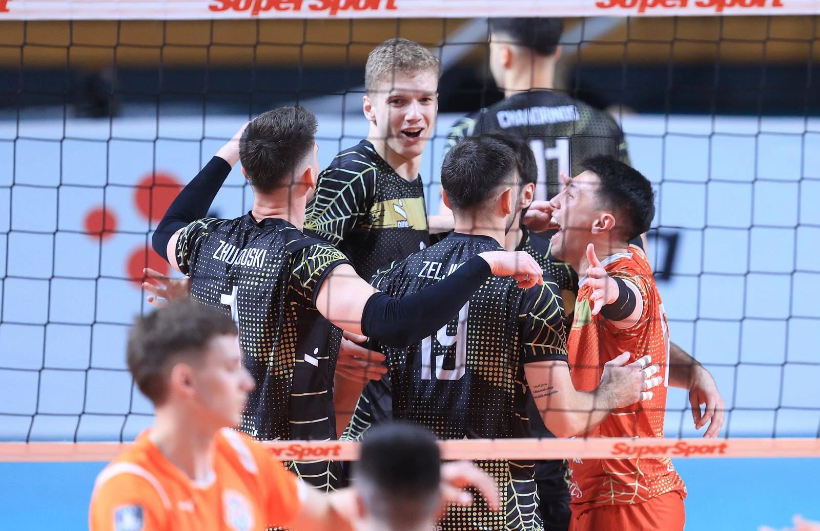 Mladostaši poveli 2-1 u finalnoj seriji