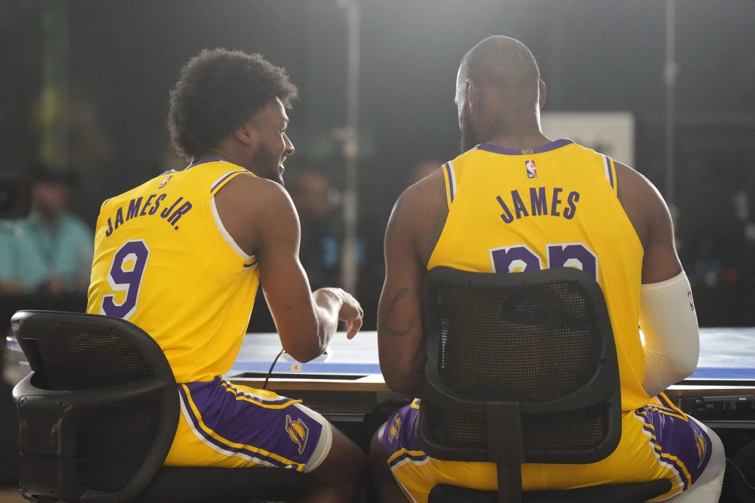 2024 10 01t011535z 900059319 mt1usatoday24369656 rtrmadp 3 nba los angeles lakers media day 20241007063509