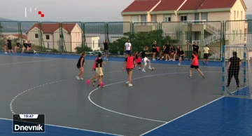 Revijalna utakmica žena "Domaće" protiv "Nevista"