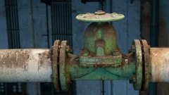 Oil pipeline