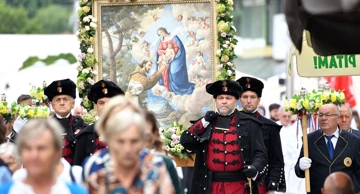 Procesija povodom blagdana Gospe od Anđela 