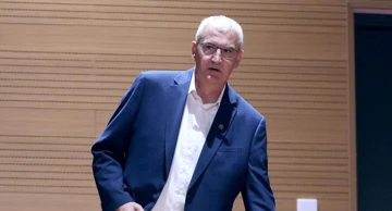 Gradonačelnik Karlovca Damir Mandić