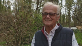 Zlatko Crnković, bivši hokejaš i pčelar 