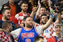 Hrvatski navijači na utakmici Mađarska - Hrvatska, Foto: Ante Cizmic/CROPIX