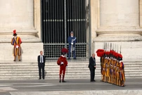 Tijelo pape Franje preneseno je u baziliku svetog Petra, Foto: Kai Pfaffenbach/REUTERS