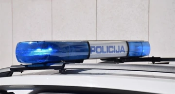 policija