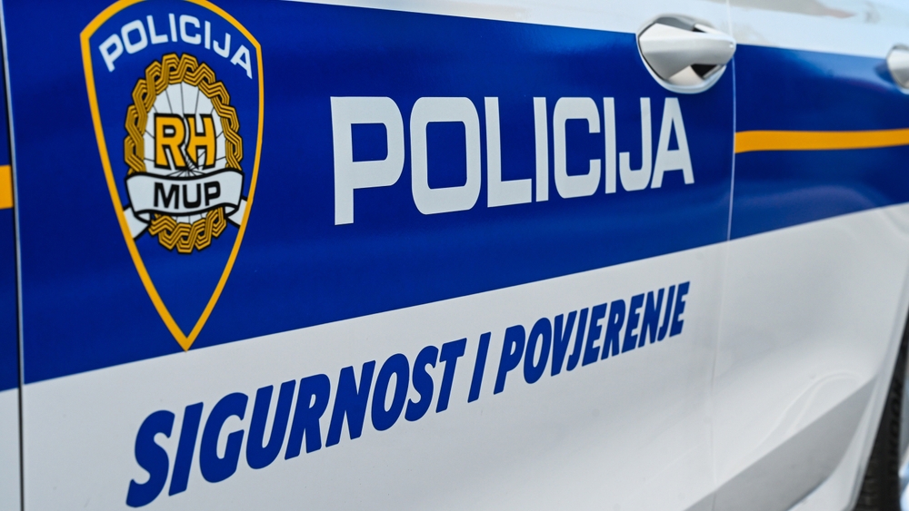 shutterstock 2209552423 20260216111101