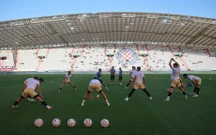 Hajduk - Lokomotiva, zagrijavanje, Foto: Zvonimir Barisin/PIXSELL