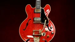 Gitara Gibson ES-355 Noela Gallaghera