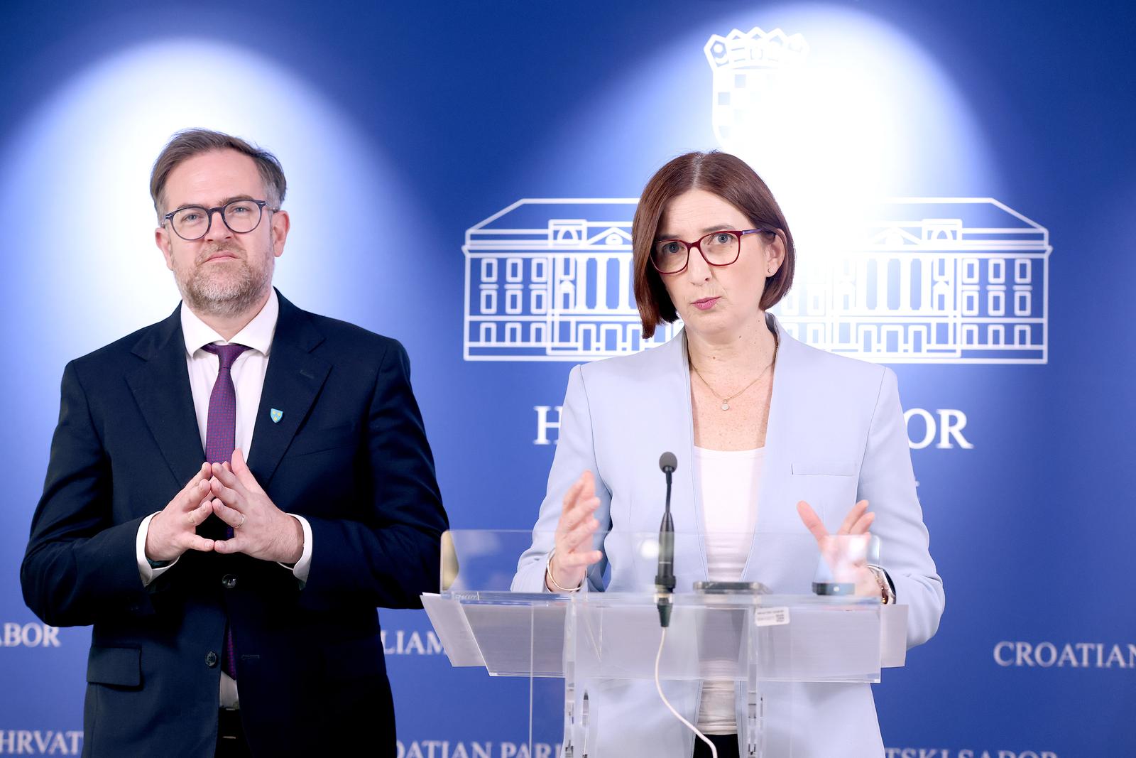 pxl 270426 150838853 20260427103827