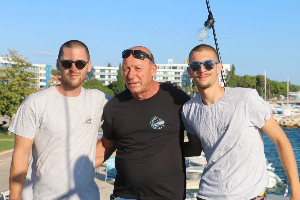 Viktor Bobanović, Noa, Papiga , Foto: Marijana Dokoza //