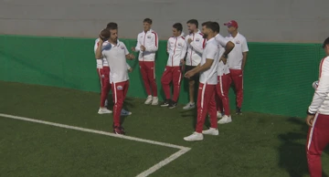 Trening flag footballa