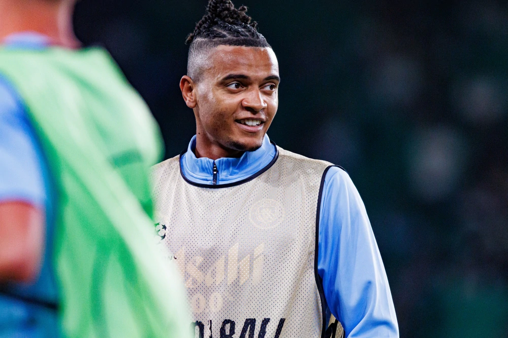 Inter posudio Akanjija od Manchester Cityja