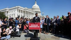 Zastupnički dom izglasao objavu Epsteinovih dokumenata