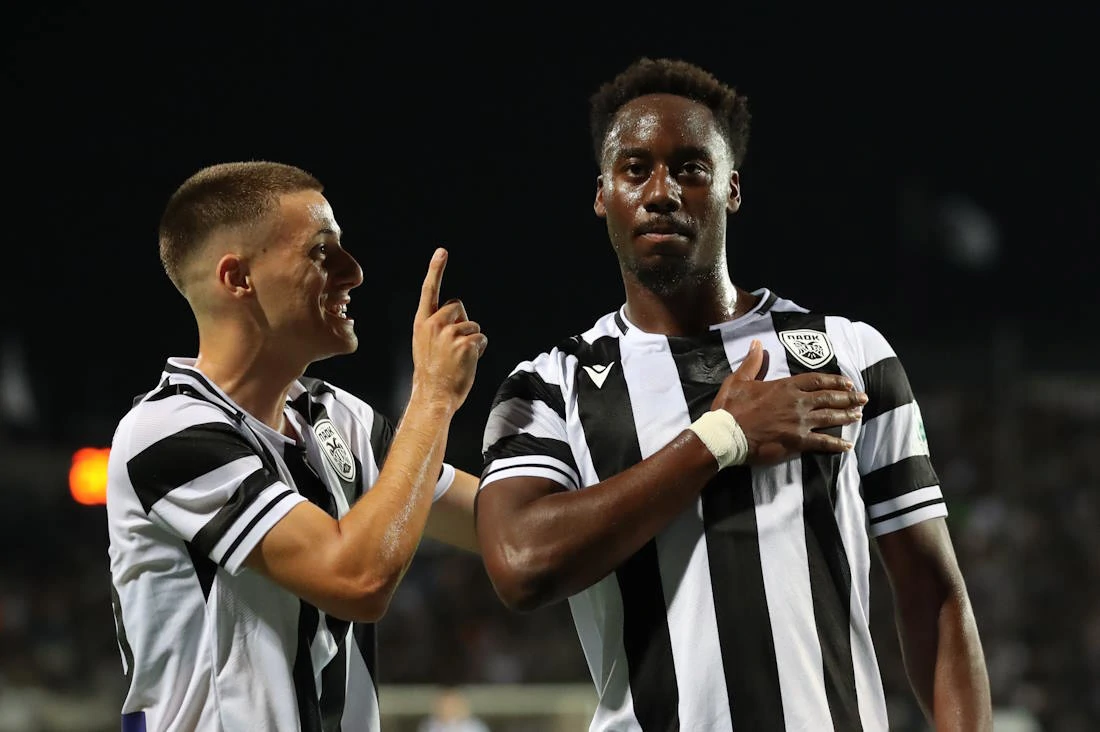 Slavlje igrača PAOK-a