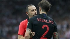 Cuneyt Cakir i Šime Vrsaljko 2018. u Moskvi