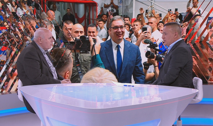 Puhovski: Moguć studentski juriš na Skupštinu; Vučić spreman i na zatvor