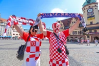 Hrvatski navijači uoči utakmice, Foto: Sanjin Strukic /PIXSELL