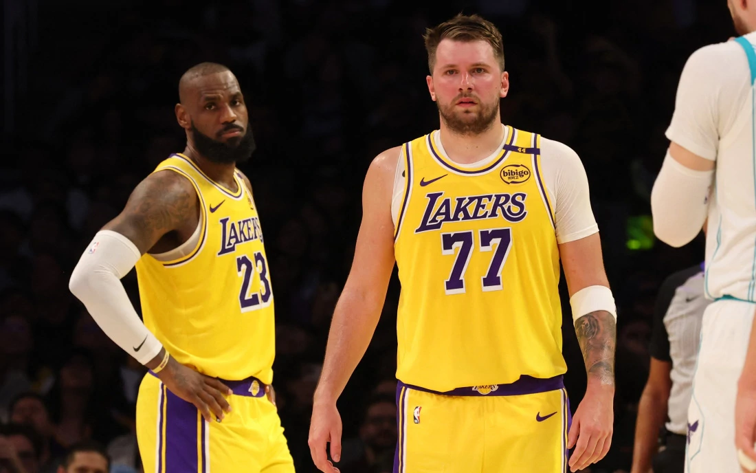 Hornetsi nadigrali Lakerse