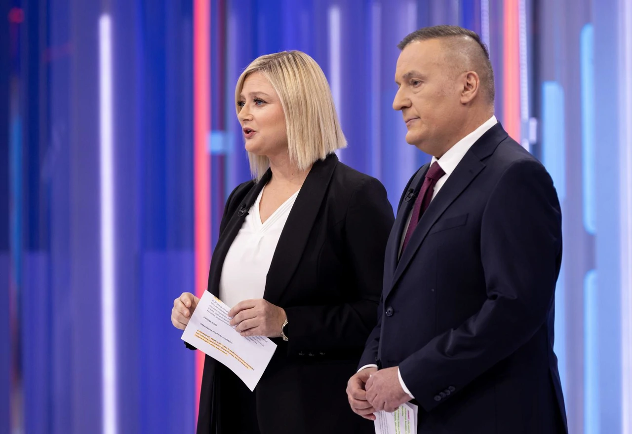 Voditelji Zrinka Grancarić i Branko Nađvinski 