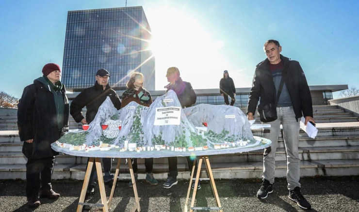 Performans ispred Ministarstva prometa