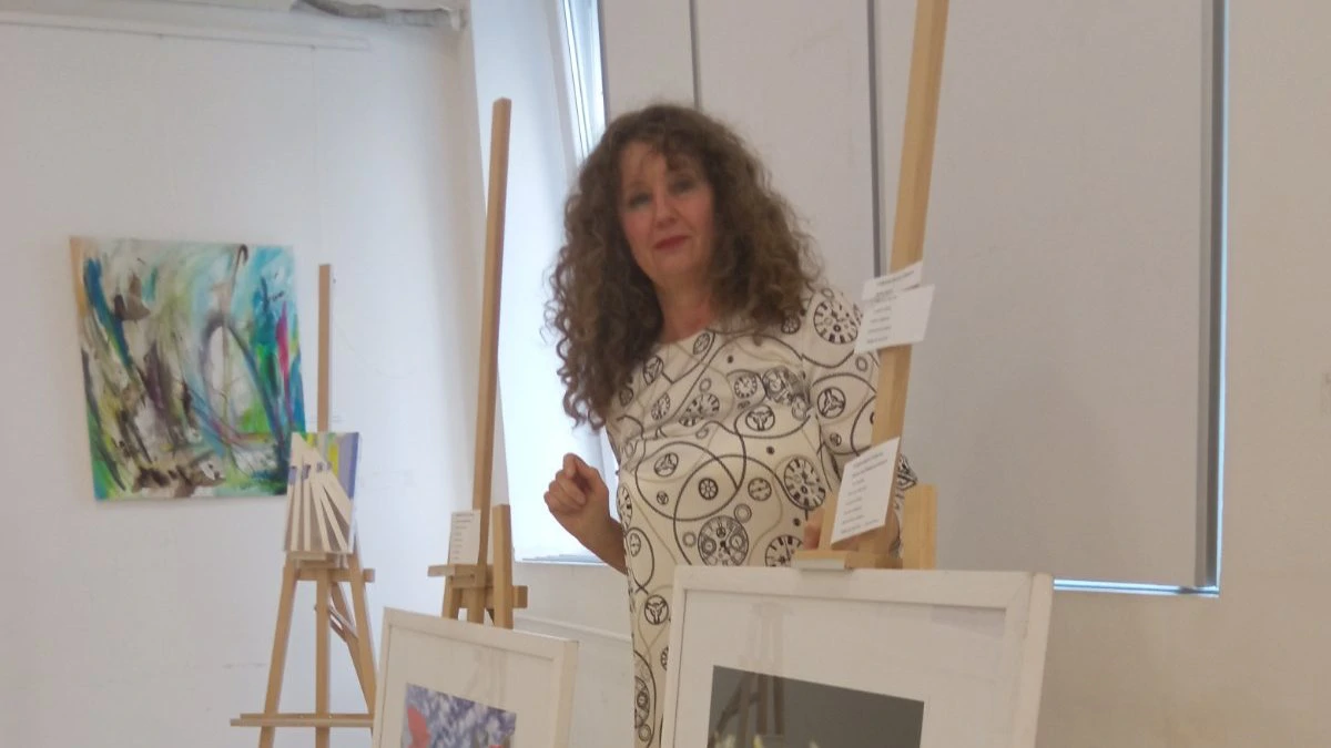 Kustosica izložbe Violeta Kalić, Foto: Glas Hrvatske/HRT