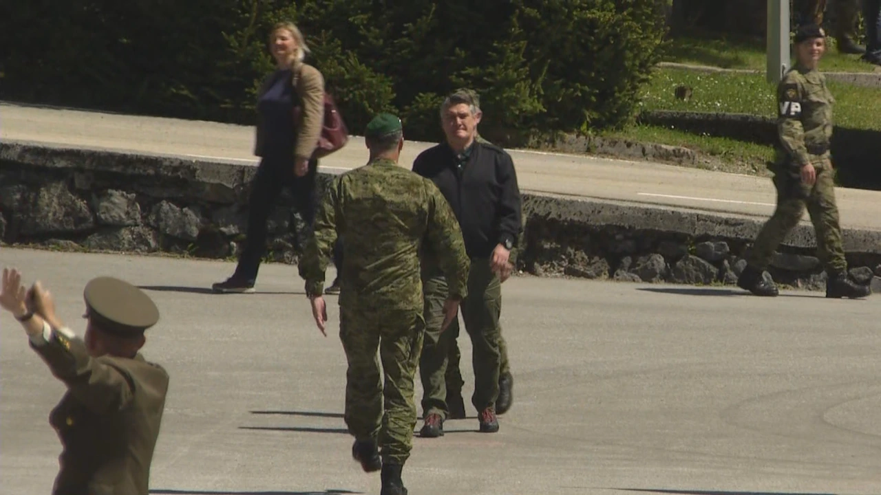 Predsjednik Milanović u vojarni Stožerni brigadir Ante Šaškor, Delnice, Foto: IMS/HTV/HRT