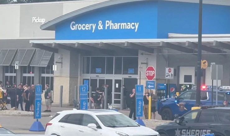 Najmanje 11 osoba izbodeno u američkom supermarketu