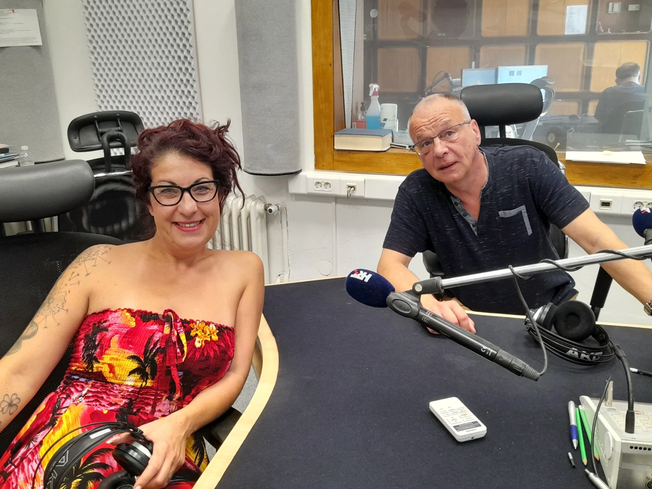 Ines Cech O'Donnell i Albert Petrović u studiju Radio Rijeke