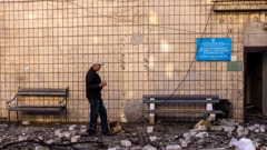 Ruševine klinike nakon napada u Mikolajivu 