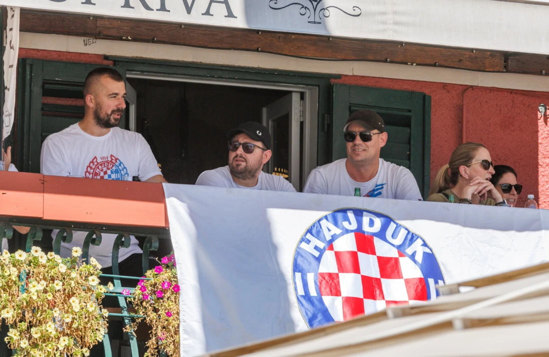 Navijači Hajduka uoči derbija, Foto: Jakov Prkić/CROPIX
