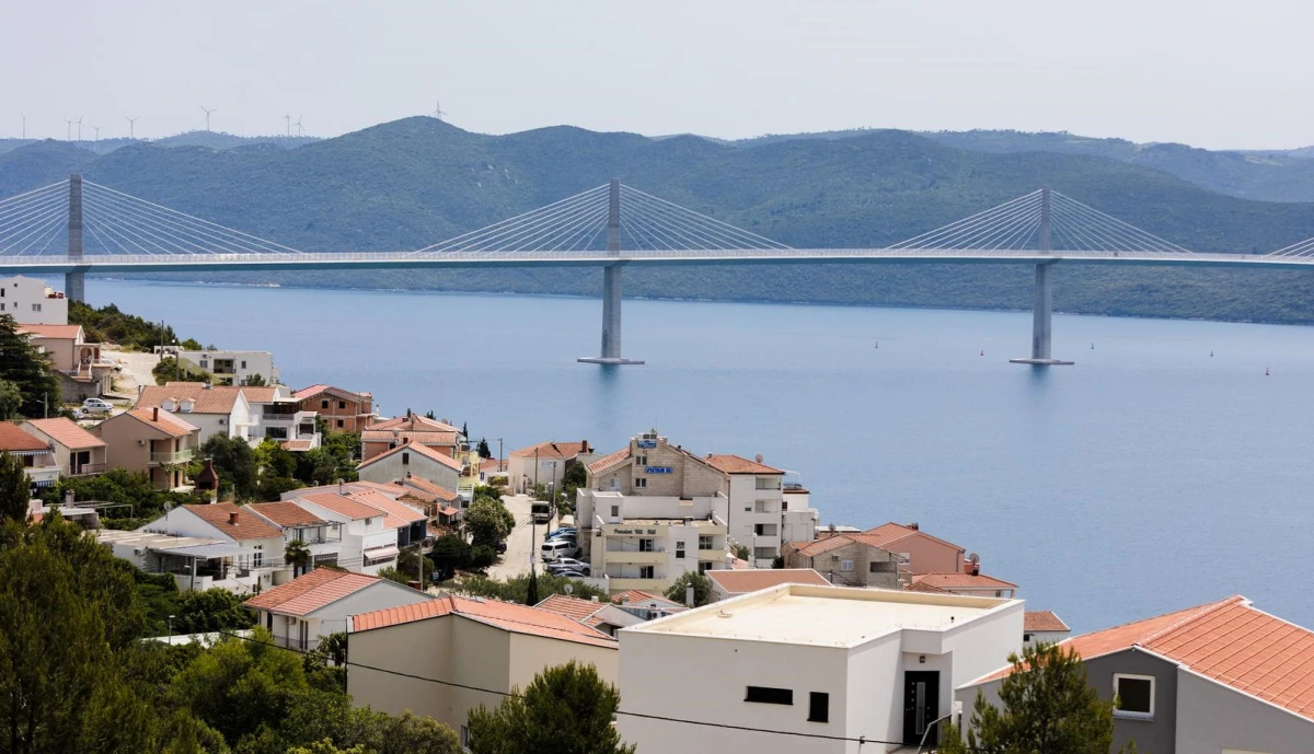 Pelješki most