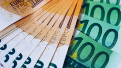 Euro ojačao prema dolaru 