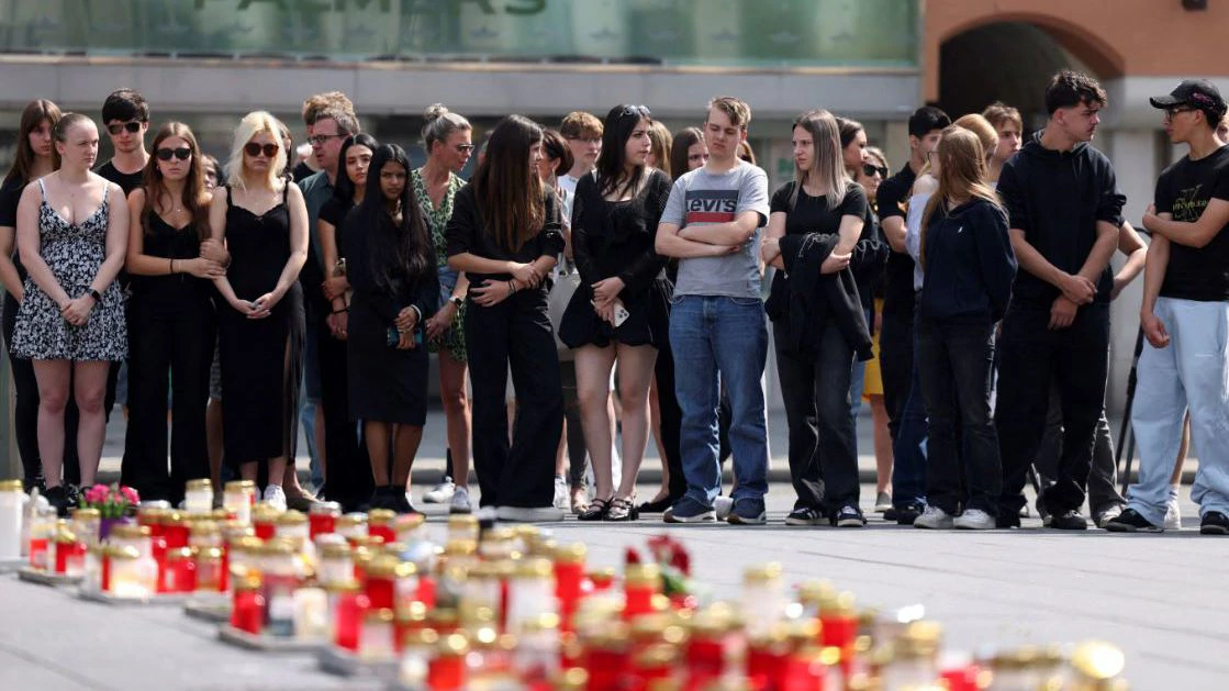 Počast žrtvama jučerašnje tragedije u Grazu